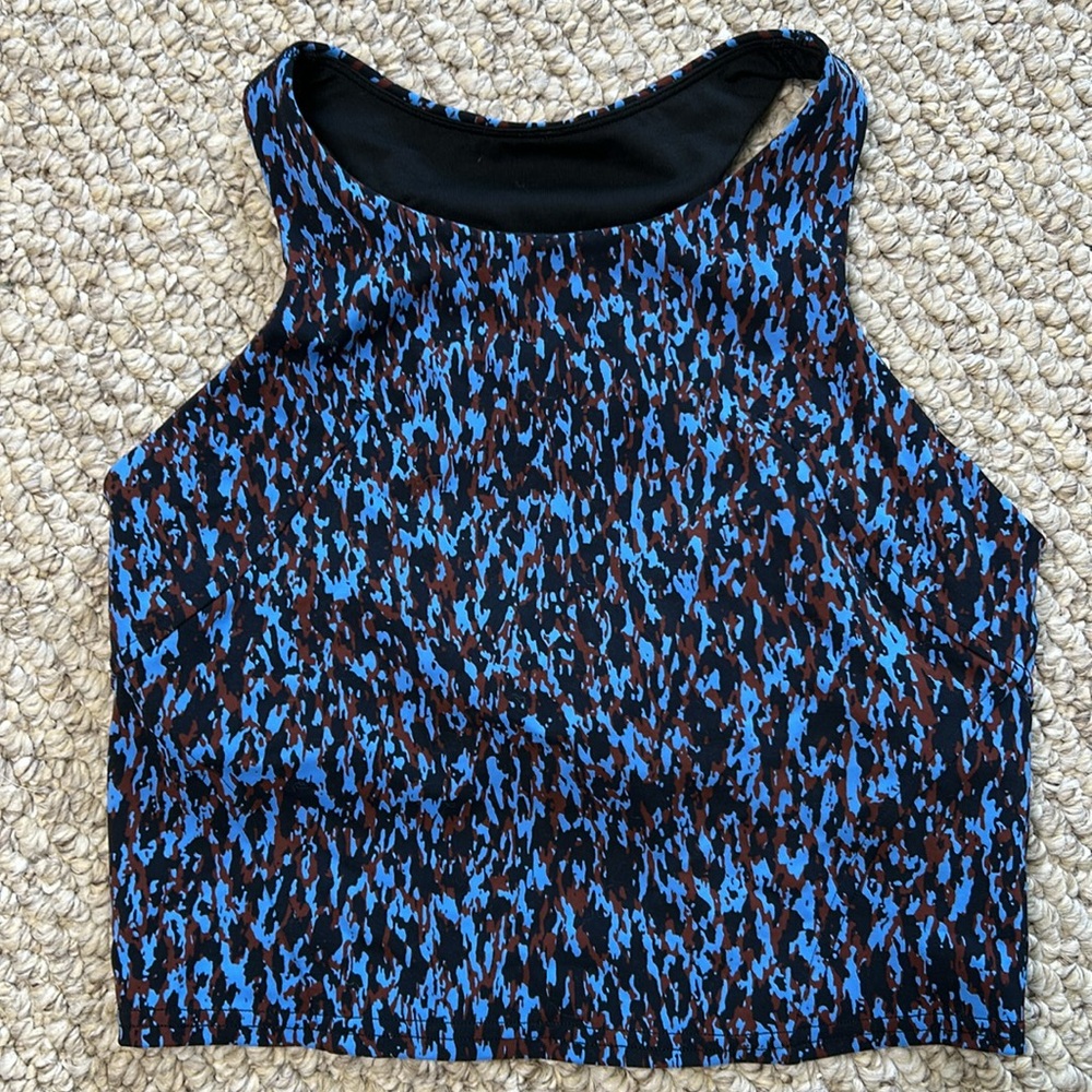 Lululemon Invigorate Train tank top-Blue-size 6 - Picture 4 of 9
